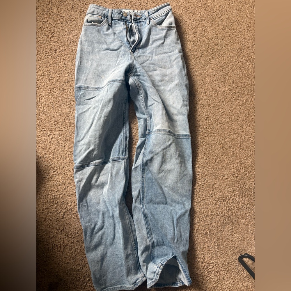 Women’s Light Blue Jeans
